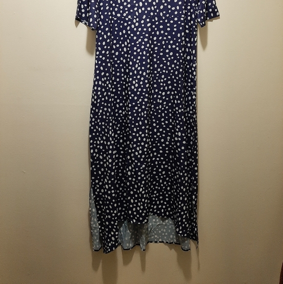 Long blue and white polka dot dress. - Picture 3 of 3